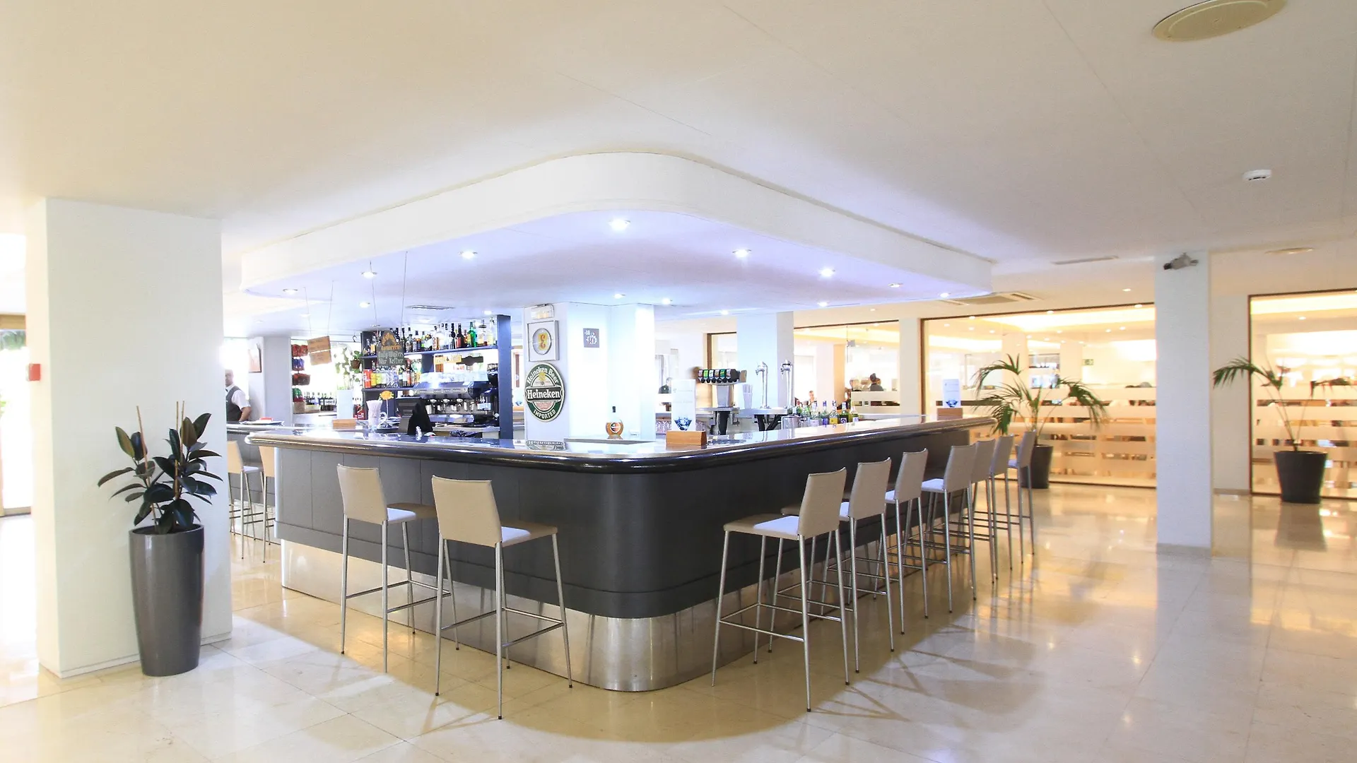 Hotel Garbi Park & Aquasplash Lloret de Mar Spagna